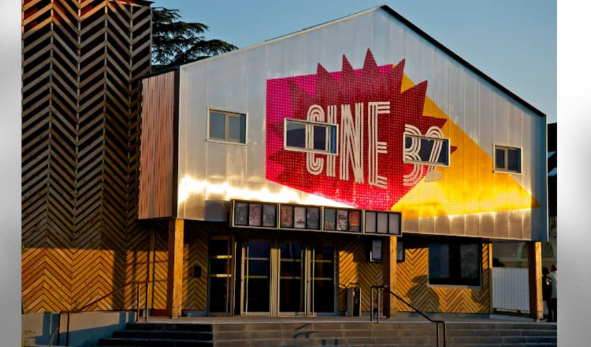 Cine 32 Facade du cinéma "association Ciné 32" à Auch ( Gers) - DR