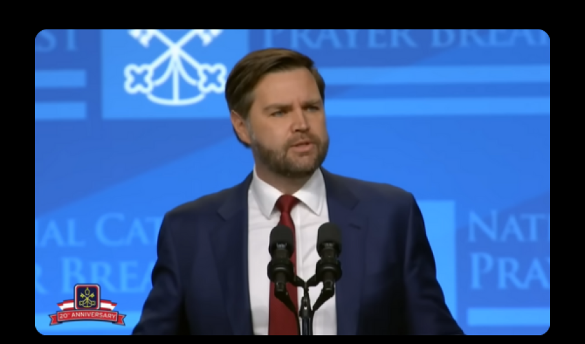 le Vice-président JD VANCE lors de son intervention au  Petit-déjeuner national de prière catholique - capture écran