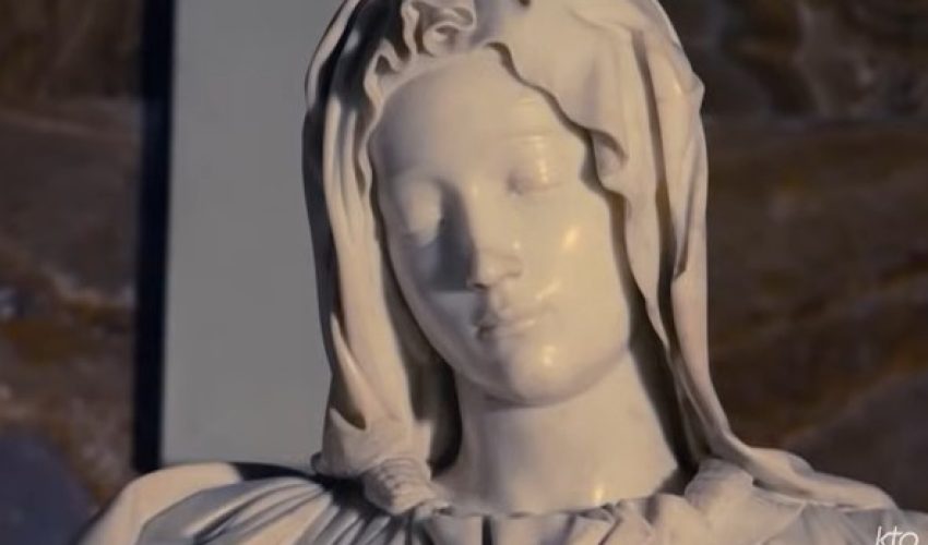 Capture YouTube  - Visage de la Vierge -  La Pietà