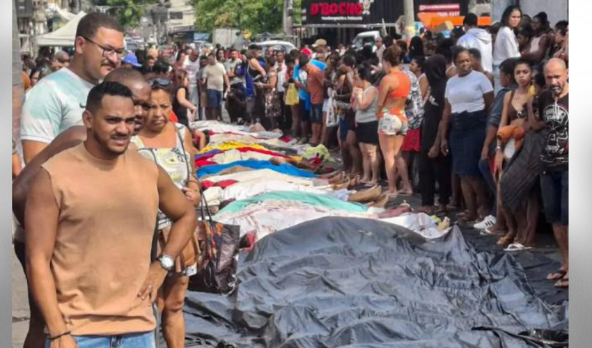 Les cadavres des victimes alignés dans la favela de Penha et Alemão -  DR