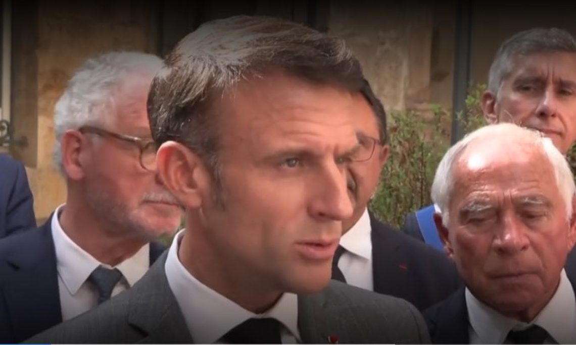 Macron Messe