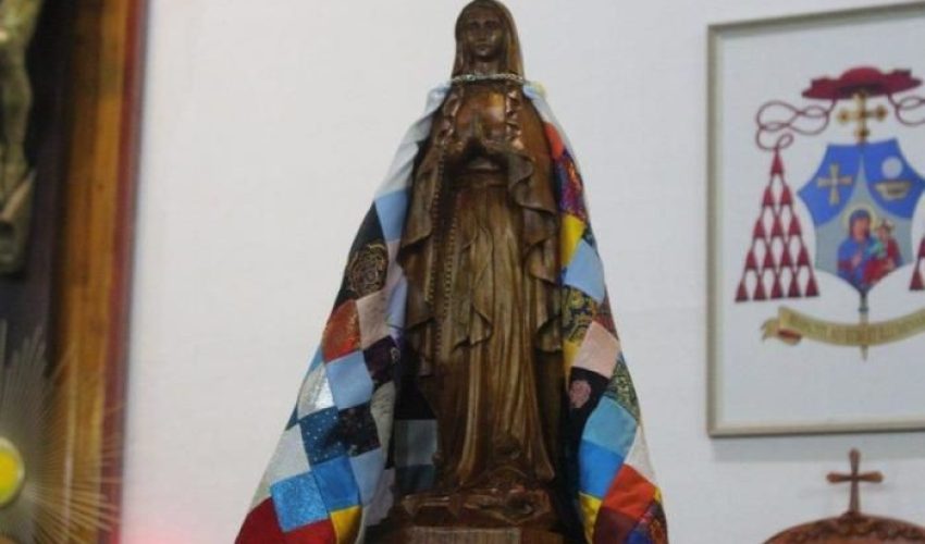 Statue Marie