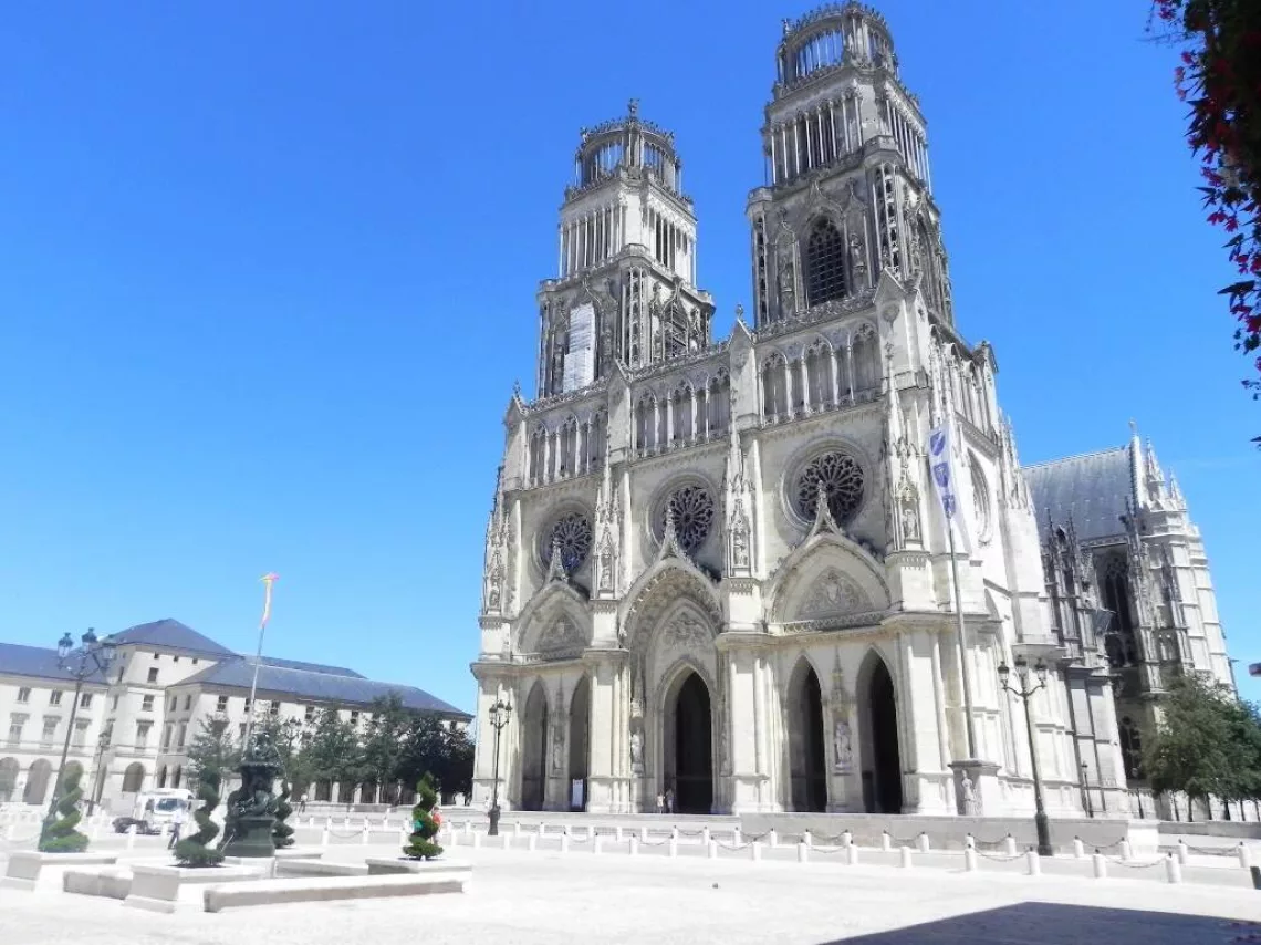 cathedrale-orleans