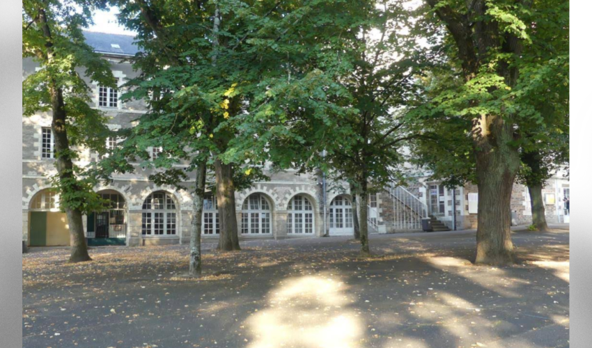 Cour du collège-lycée Saint-Stanislas - DR