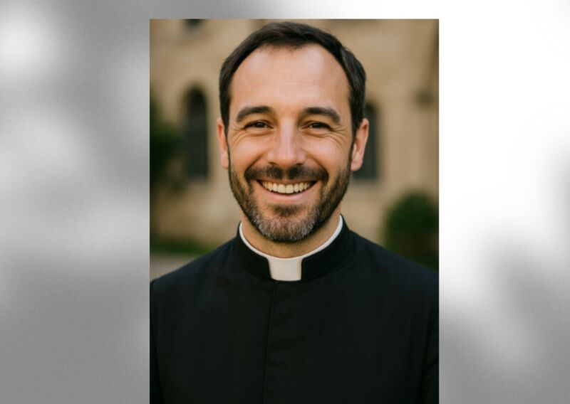 Image for the Tweet beginning: 📢🔴[Enquête] Les prêtres français ont