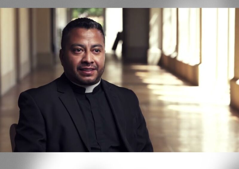 Image for the Tweet beginning: ✝️🚨Récit d’un miracle : un