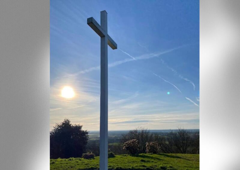 Image for the Tweet beginning: 🔴⚡️Dozulé : l’Église clôt le