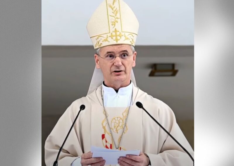 Image for the Tweet beginning: 🔴⚡️CROATIE : L’Église catholique s’oppose