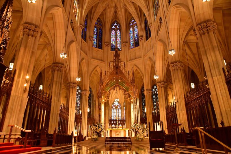 Image for the Tweet beginning: 🚨FLASH  ⚡️L’archidiocèse de New