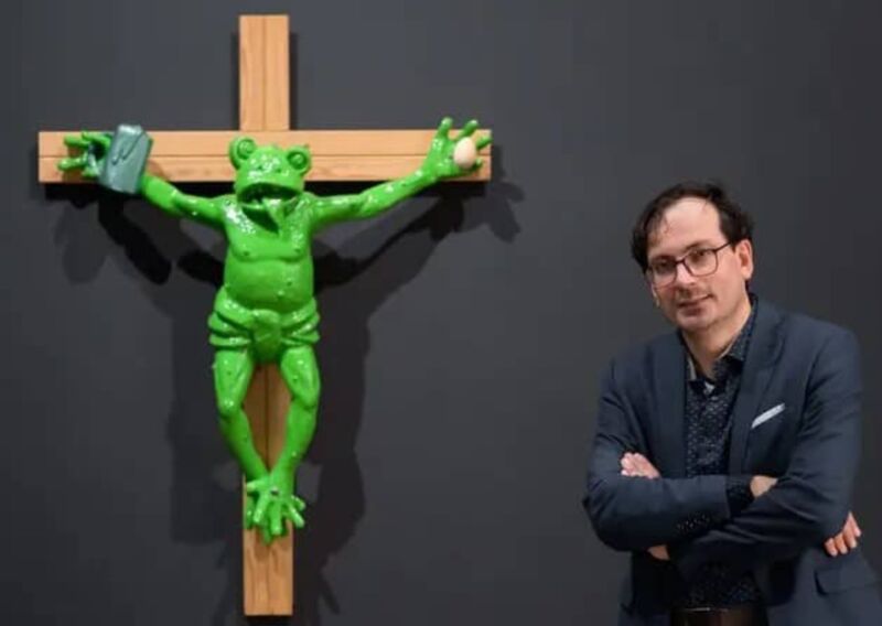 Image for the Tweet beginning: 🚨⚡️PROFANATION EN AUTRICHE ⚡️

🔴L’exposition de