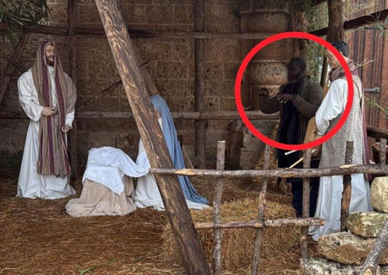 Image for the Tweet beginning: 🚨FLASH ITALIE : un fugitif