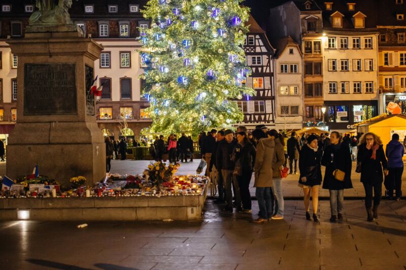 Image for the Tweet beginning: 🚨⚡️"LA FRANCE A PEUR" de