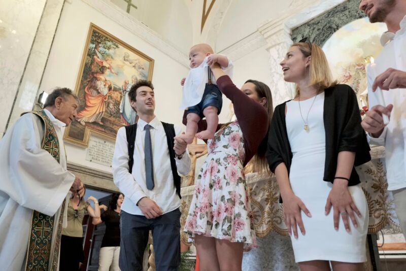 Image for the Tweet beginning: 🔴⚡️Parentalité, foi et avenir démographique