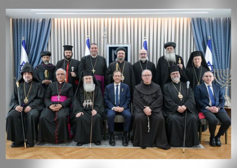 Image for the Tweet beginning: 🚨FLASH I "Vos communautés sont