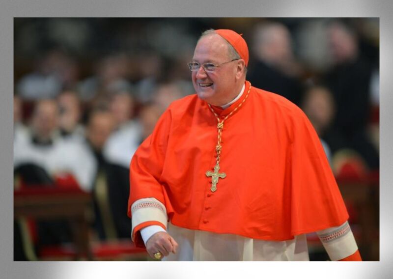 Image for the Tweet beginning: 📢✝️Le cardinal Timothy Dolan, appelle