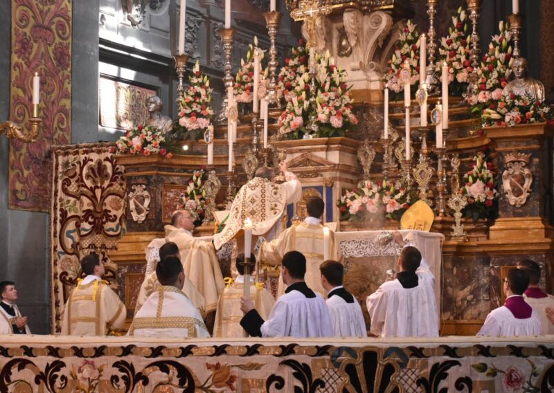 Image for the Tweet beginning: 🚨ALERTE  I Consécration d'un