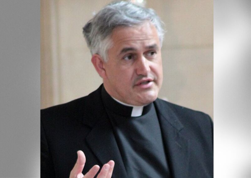 Image for the Tweet beginning: 🔴✝️Conversion au catholicisme : l’Église